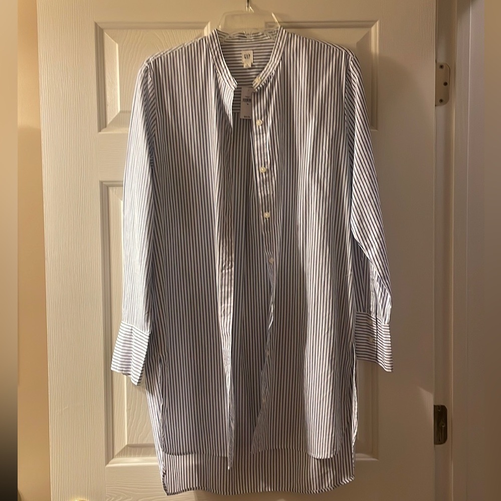 Women’s Gap Long Shirt
